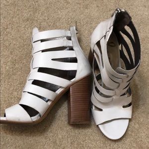 White Trendy heels Sam Edelman great condition